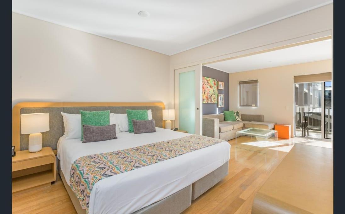 Resort Rooms At Bells Boulevard Kingscliff Extérieur photo